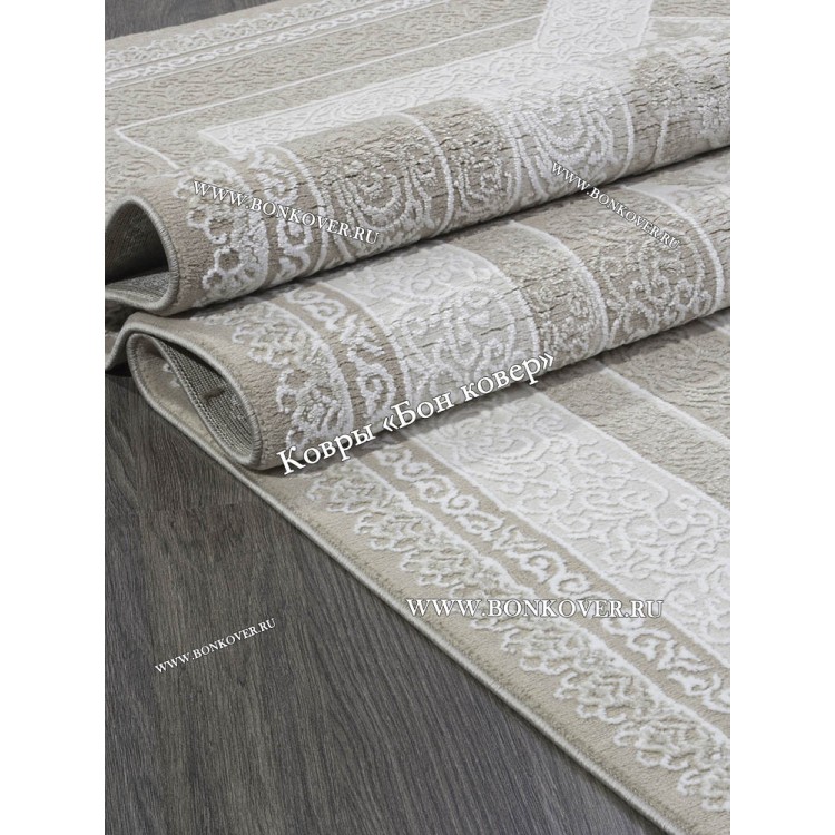 Классический ковер дизайн 105 Белый с бежевым